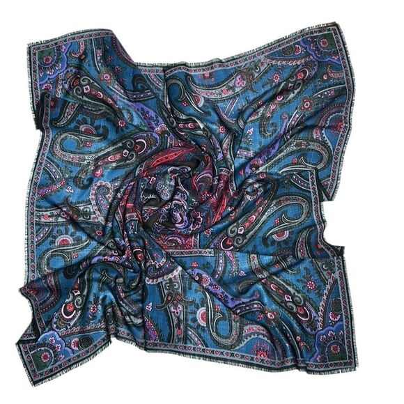 Vintage Oscar de la Renta Large Wool Square Scarf Shawl Dark Blue Paisley Japan - Picture 1 of 8